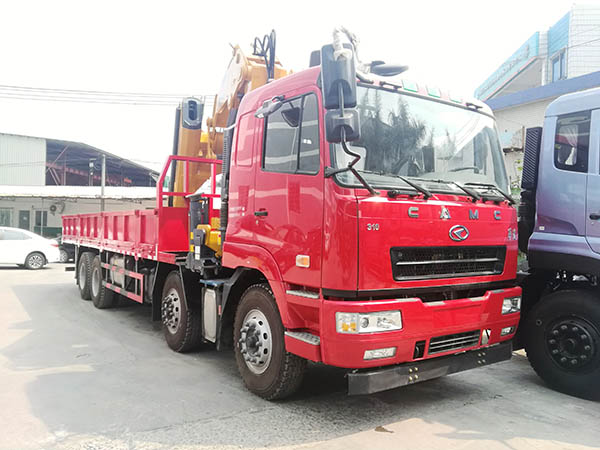 随车吊厂家