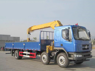 乘龙牌LZ5250JSQM3CA型随车起重运输车