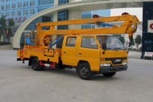 江铃型高空作业车