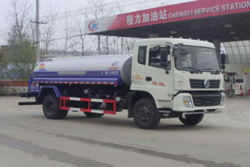 天锦型洒水车