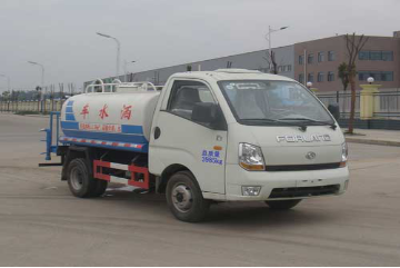 福田小卡型洒水车