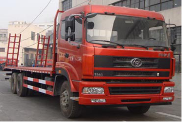 十通牌后八轮型平板运输车